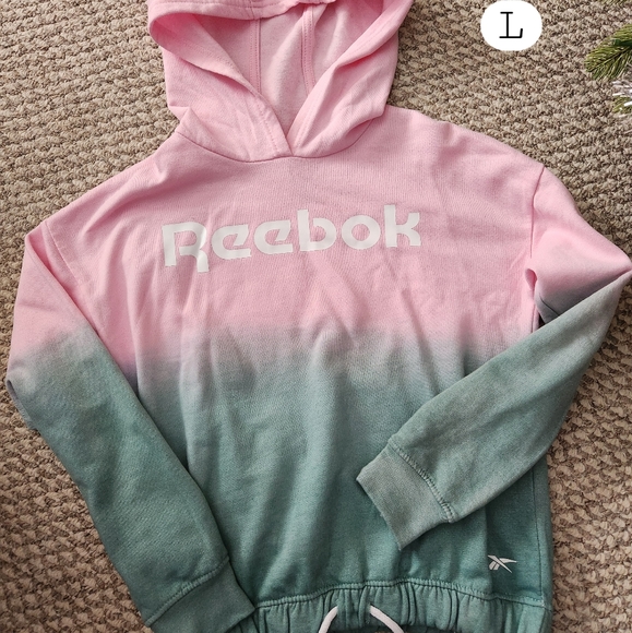 Girls size 12 Hoodie nwot - Picture 1 of 1